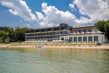 Фотографии Курортные отели Nympha Hotel, Riviera Holiday Club - All Inclusive г. Золотые Пески (Болгария) №3 Фото Курортные отели Nympha Hotel, Riviera Holiday Club - All Inclusive г. Золотые Пески 3