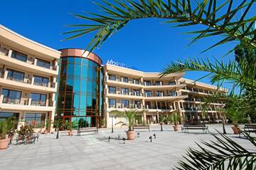 Фотографии Отель Hotel Morsko Oko Garden - All Inclusive and beach г. Золотые Пески (Болгария) №1 Фото Отель Hotel Morsko Oko Garden - All Inclusive and beach г. Золотые Пески 1