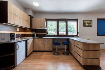 Фото номера Номер-студио с видом на сад Апарт-отели 1-st Line Izvora Sea View Apartments on Golden Sands г. Золотые Пески 3