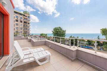 Фото номера Апартаменты Делюкс с 1 спальней Апарт-отели 1-st Line Izvora Sea View Apartments on Golden Sands г. Золотые Пески 3