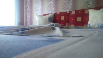 Фото номера Трехместный номер с видом на море Гостевой дом Enjoy Guest House г. Золотые Пески 4