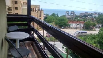 Фото Гостевой дом Enjoy Guest House г. Золотые Пески 5