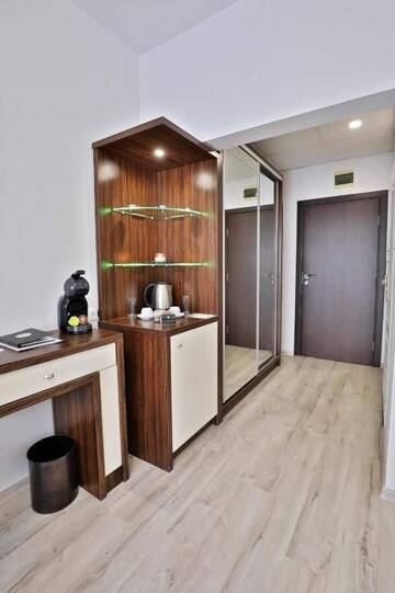 Фото номера Deluxe Family Room with Balcony (3 Adults + 1 Child) Отель Prestige Deluxe Hotel Aquapark Club- All inclusive г. Золотые Пески 11