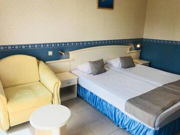 Фото номера Двухместный номер с 1 кроватью Отель Aphrodite Hotel г. Золотые Пески 4