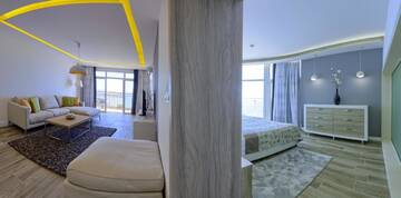 Фото номера Апартаменты Делюкс с балконом (для 2 взрослых и 2 детей) Отель Luna Hotel - Balneo &amp; Spa г. Золотые Пески 3