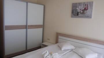 Фото номера Номер-студио (для 2 взрослых и 1 ребенка) Апарт-отели Bendita Mare Aparthotel г. Золотые Пески 9