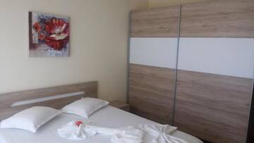 Фото номера Номер-студио (для 2 взрослых и 1 ребенка) Апарт-отели Bendita Mare Aparthotel г. Золотые Пески 10