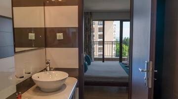 Фото номера Апартаменты с 2 спальнями (для 6 взрослых) Апарт-отели Bendita Mare Aparthotel г. Золотые Пески 6