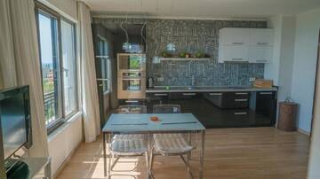 Фото номера Апартаменты с 2 спальнями (для 6 взрослых) Апарт-отели Bendita Mare Aparthotel г. Золотые Пески 9