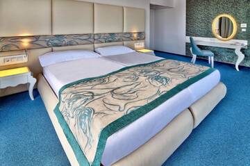 Фото Отель Grifid Metropol Hotel - Premium All inclusive - Adults Only г. Золотые Пески 4