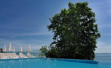 Фото Отель Grifid Metropol Hotel - Premium All inclusive - Adults Only г. Золотые Пески 2