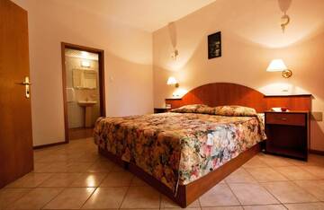 Фото номера Люкс Отель Ljuljak Hotel г. Золотые Пески 12